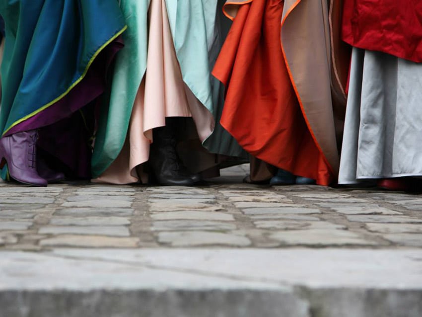 Robe de mariée colorée- robes de mariage original- jupons de mariée- Dulux Valentine- Zélia