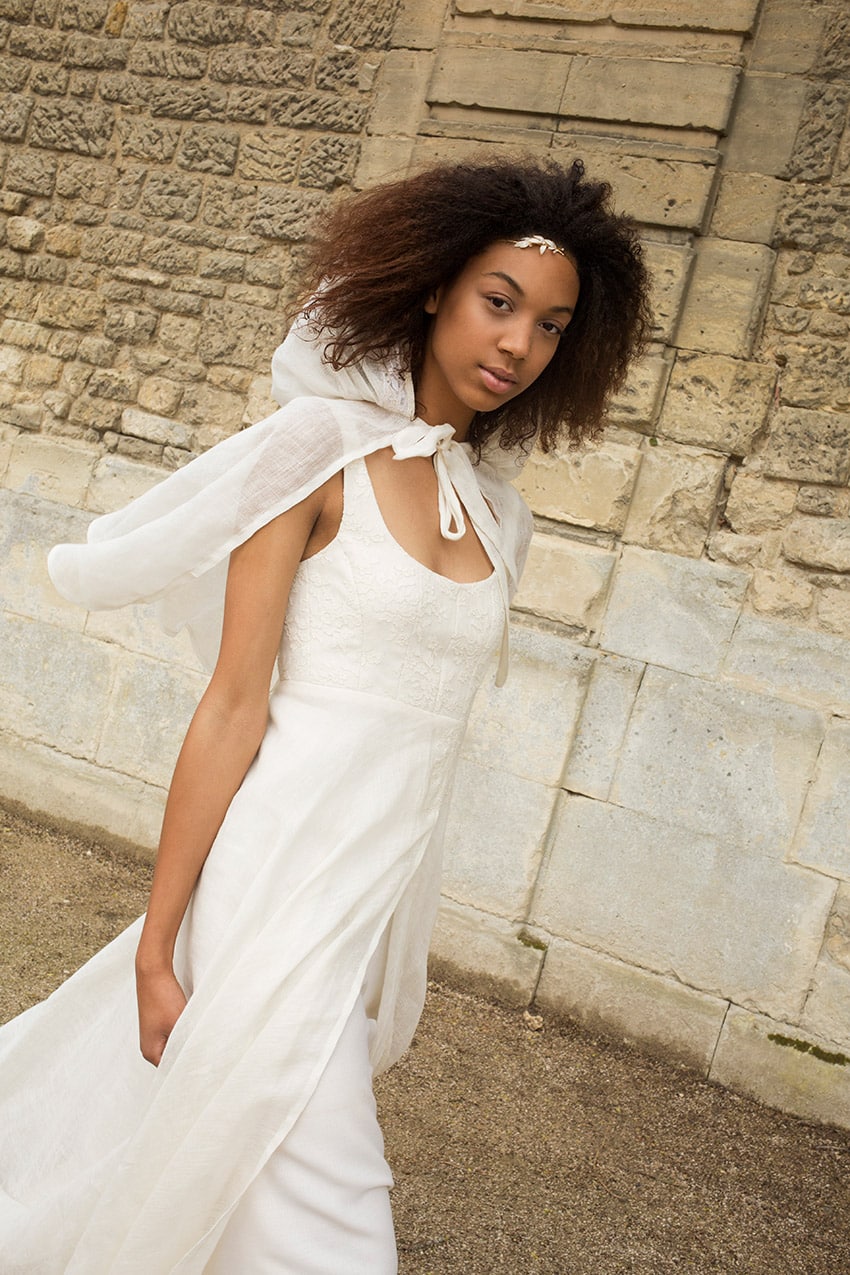 Robe de mariée médiévale- sur-mesure – Zélia – Montmartre