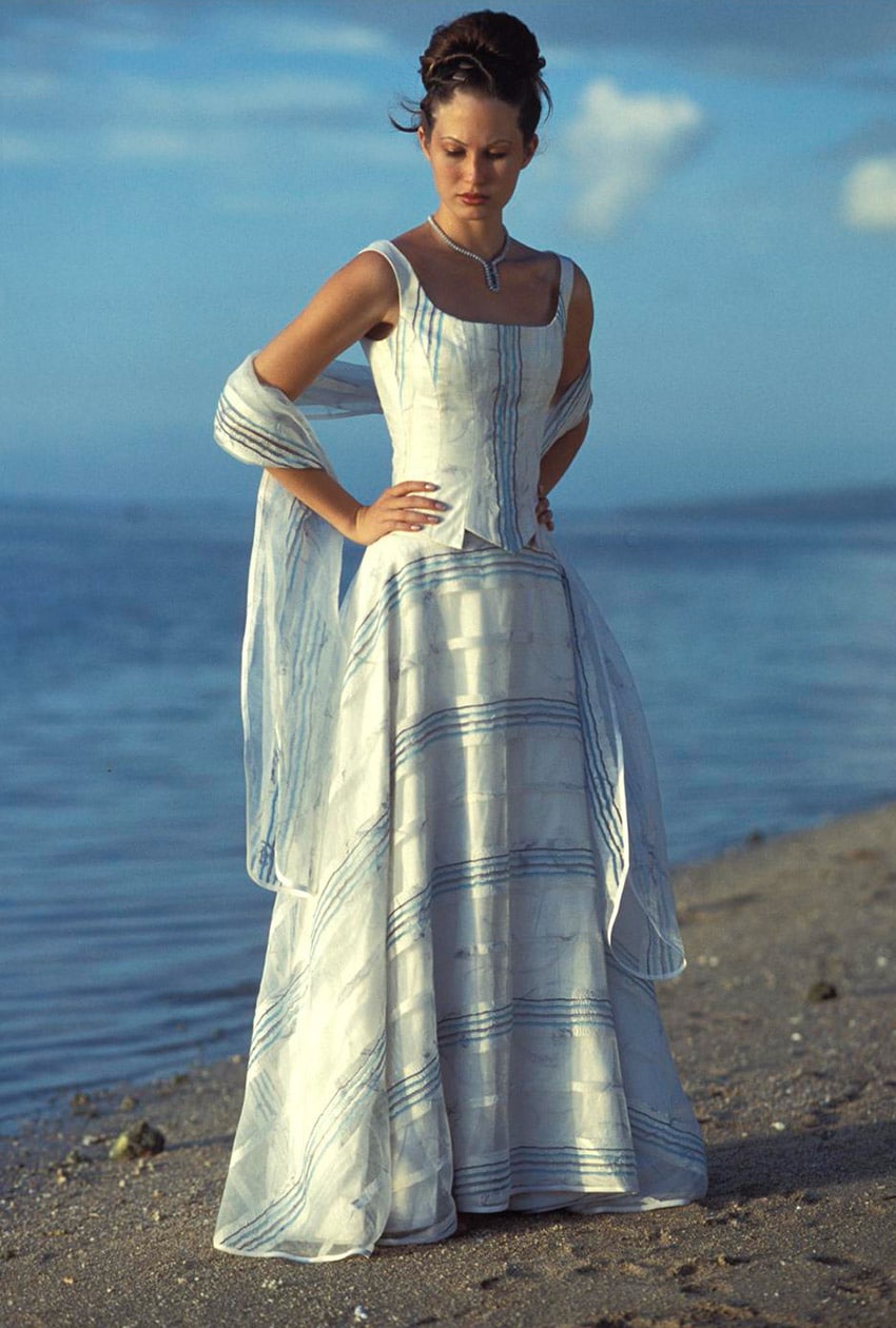 Robe de mariée plage – robe de mariée originale –robe de mariée colorée – Zélia – Ile de la réunion