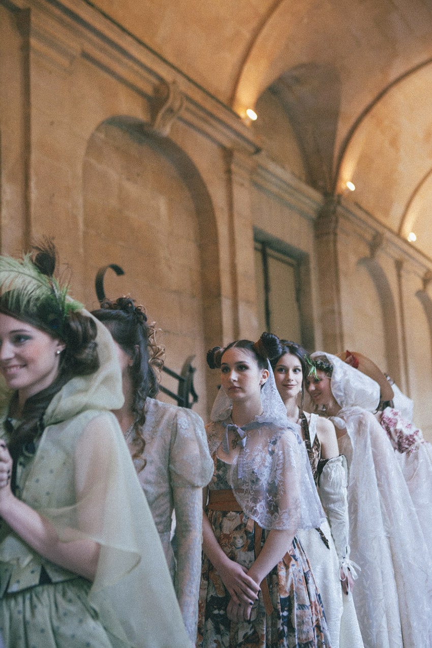 Robes de mariée romantiques – dentelle – couture – Maison de la Légion d’Honneur – Zélia