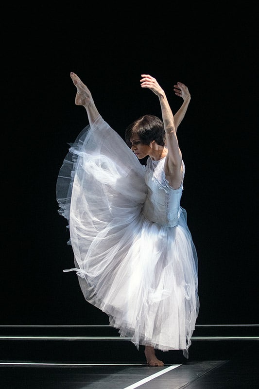Robe de mariée en tulle – robe de mariée blanche –danseuse – Marie Claude Pietragalla – Zélia