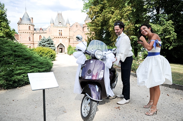 Robe de mariée courte – tenues de mariages pour femme et homme – Château- Zélia – Paris