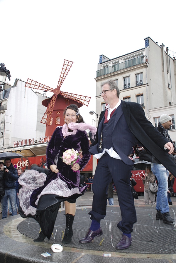 Robe de mariée thématique- Moulin rouge – Zélia atelier de robes uniques sur- mesure – Paris